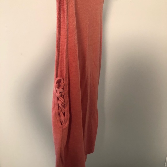 Orangish pink tank top - Picture 2 of 3